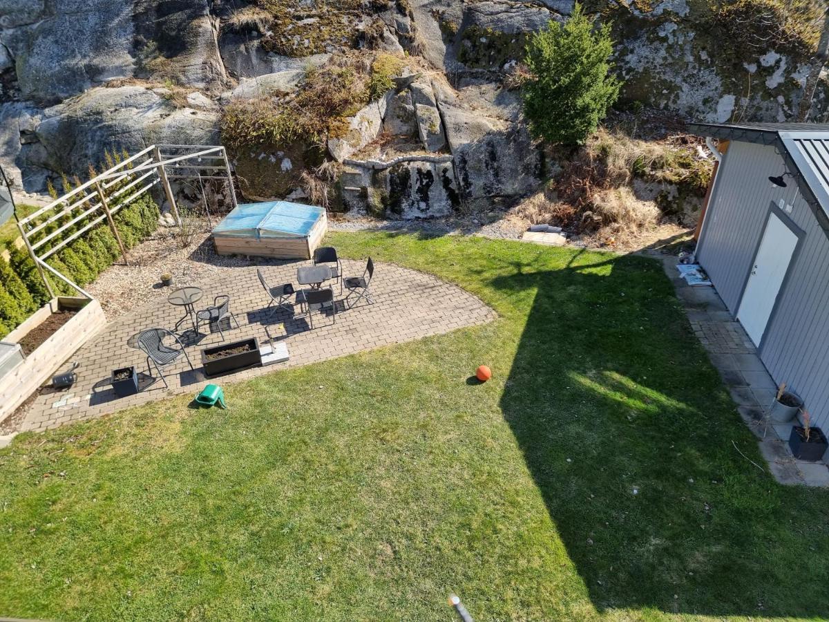Trevlig Laegenhet Naera Stroemstad Centrum Exterior foto